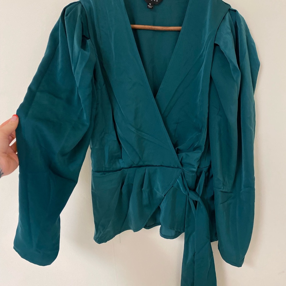 Adiva Emerald Cross Body Tie Blouse